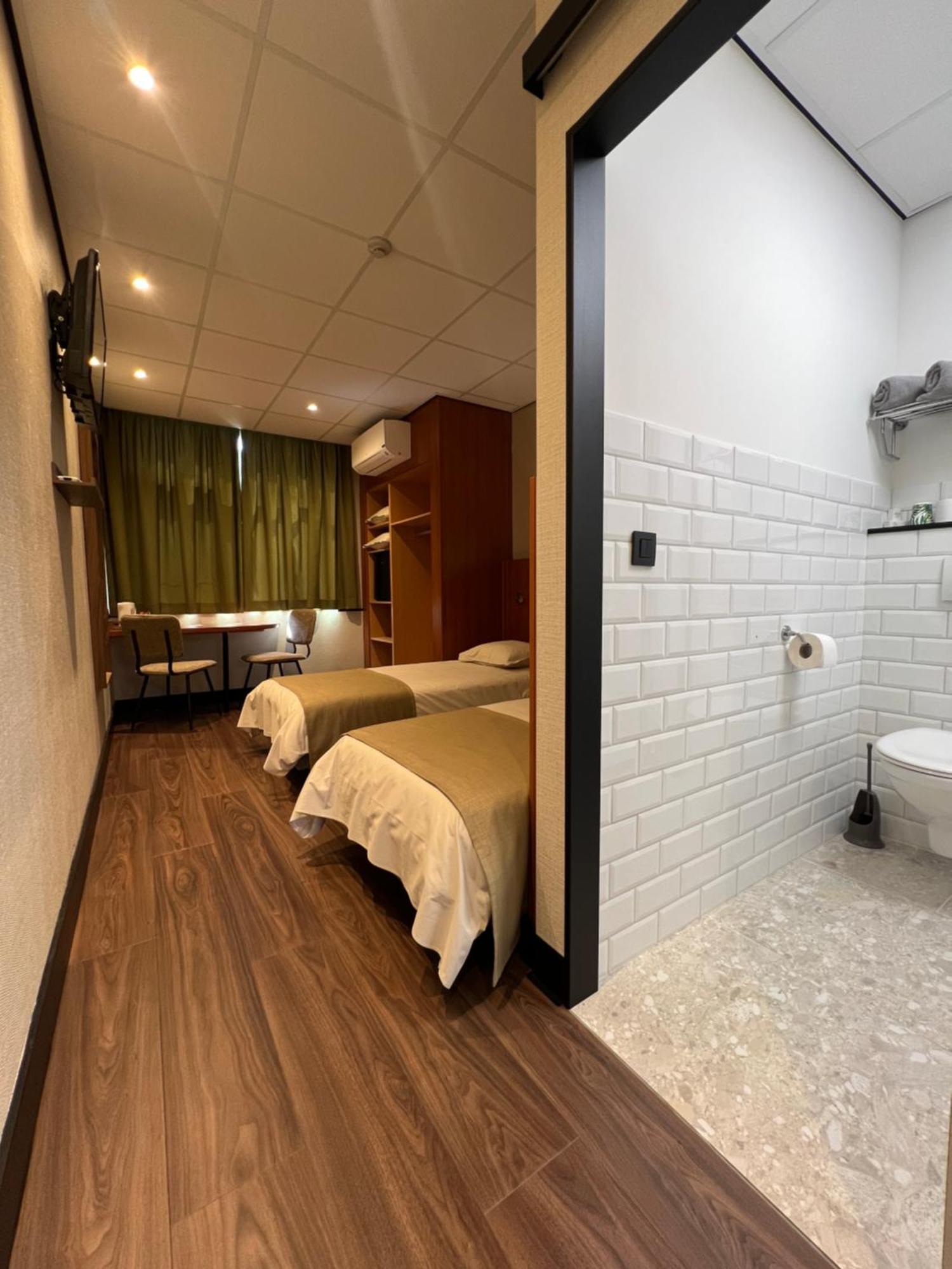 Hotel De Venne Genk Ngoại thất bức ảnh