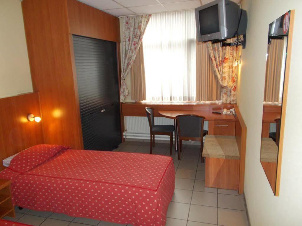 Hotel De Venne Genk Ngoại thất bức ảnh