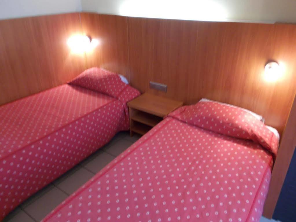Hotel De Venne Genk Ngoại thất bức ảnh